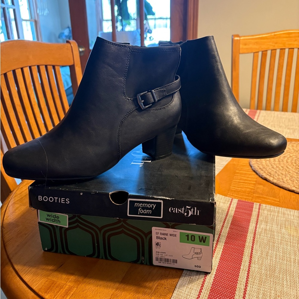 East 5th Black Leather Ankle Booties with Buckle Detail